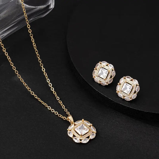 Vergulde vierkante ketting en oorbellen set