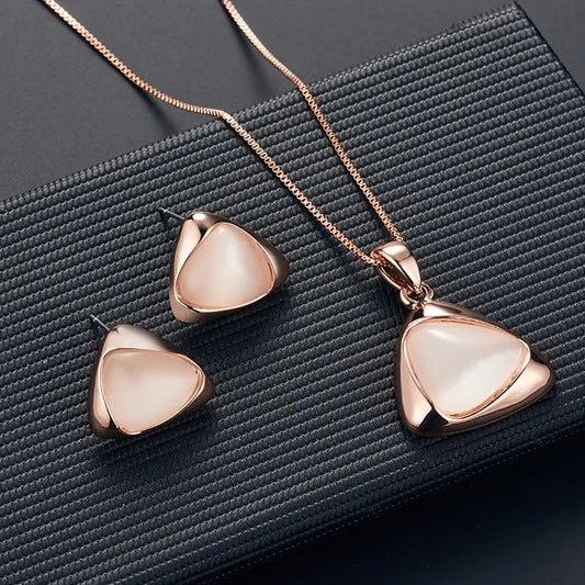 Driehoekige hanger ketting & oorbellen set