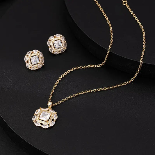 Vergulde vierkante ketting en oorbellen set